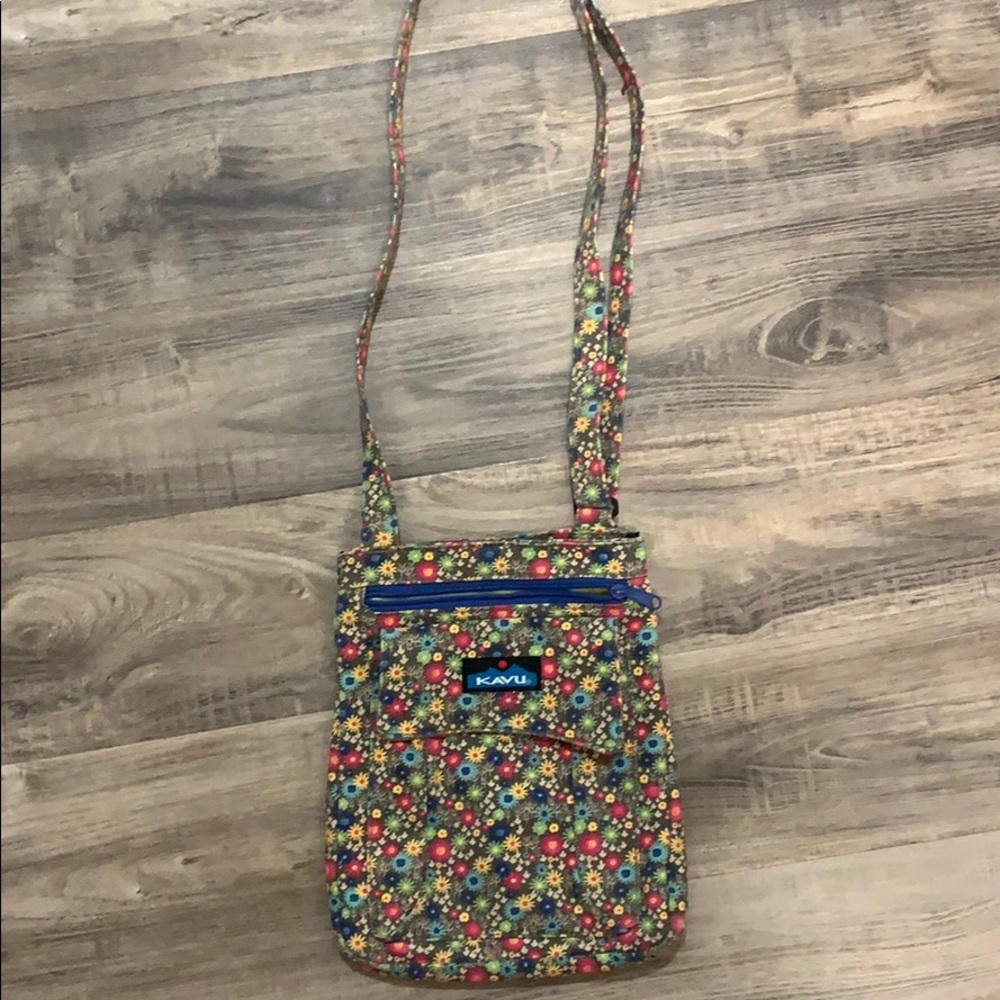 Kavu cross body